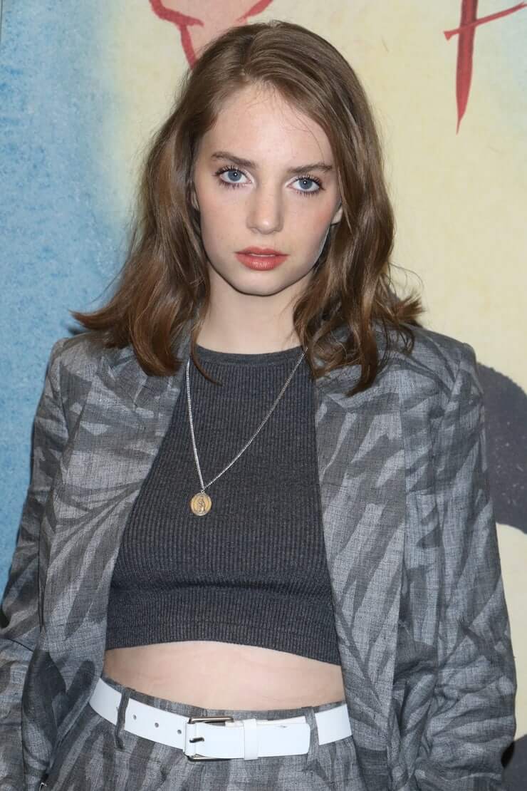 Maya Hawke sexy pictures 1